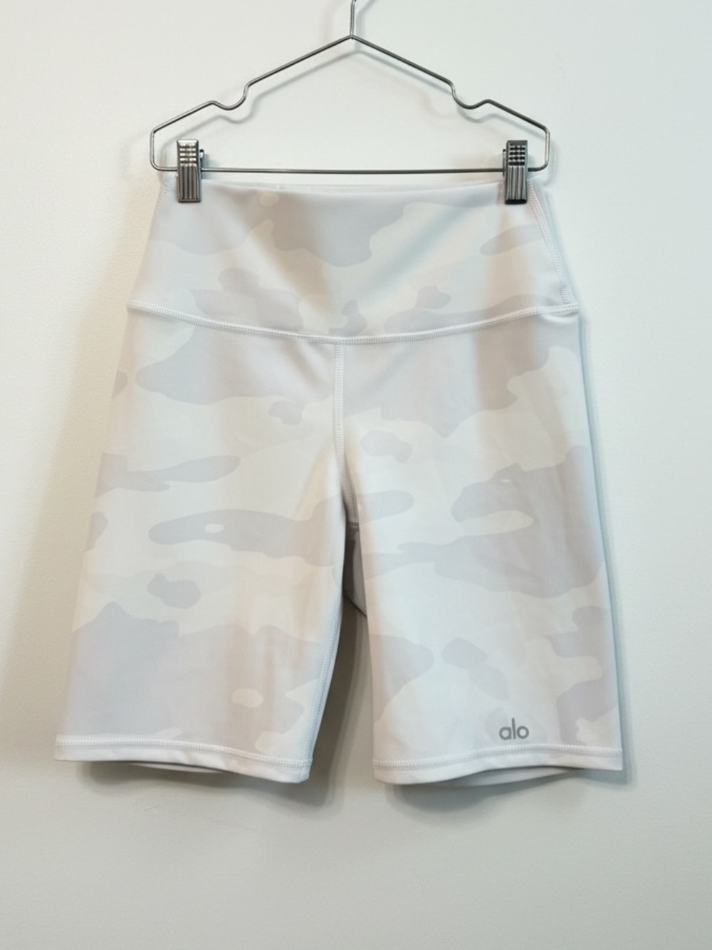 ALO Yoga Women's White Camouflage Bike Shorts